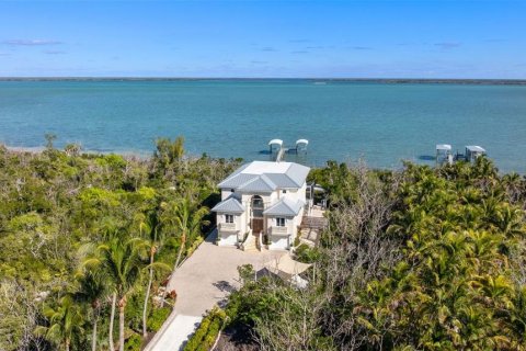Villa ou maison à Boca Grande, Floride 4 chambres, 384.71 m2 № 2104358