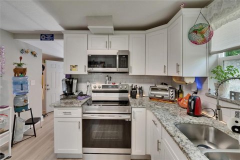 House in Fort Meade, Florida 3 bedrooms, 108.88 sq.m. № 1690072 - photo 19