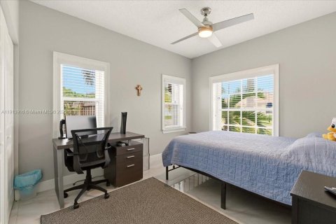 House in Boynton Beach, Florida 3 bedrooms, 162.58 sq.m. № 1969516 - photo 14