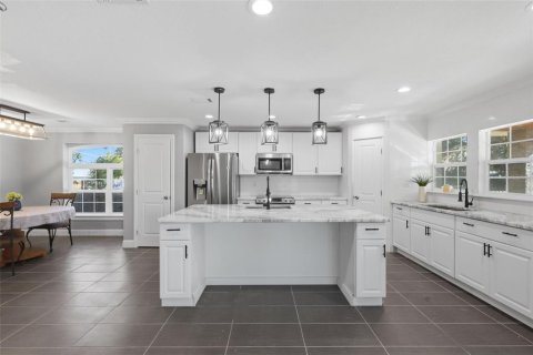 Villa ou maison à vendre à Port Orange, Floride: 8 chambres, 603.31 m2 № 2147622 - photo 11