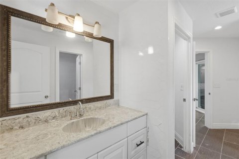 Villa ou maison à vendre à Port Orange, Floride: 8 chambres, 603.31 m2 № 2147622 - photo 18