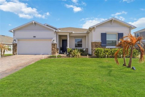 House in Davenport, Florida 4 bedrooms, 246.19 sq.m. № 2115254