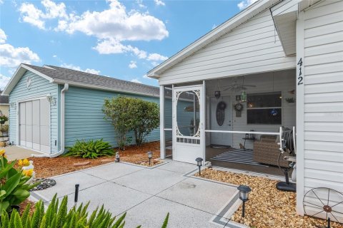 House in The Villages, Florida 2 bedrooms, 104.14 sq.m. № 1736936 - photo 4