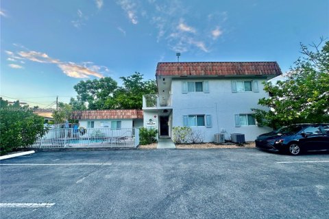 Снять в аренду квартиру в Окленд-Парк, Флорида 1 спальня, 40.41м2, № 1941073 - фото 20