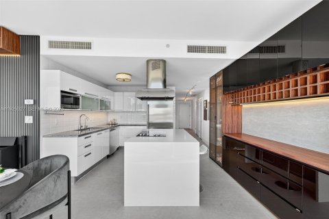 Condominio en venta en Miami, Florida, 2 dormitorios, 134.62 m2 № 1984194 - foto 20
