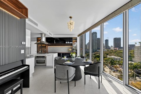 Condominio en venta en Miami, Florida, 2 dormitorios, 134.62 m2 № 1984194 - foto 13