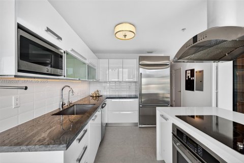 Condominio en venta en Miami, Florida, 2 dormitorios, 134.62 m2 № 1984194 - foto 21