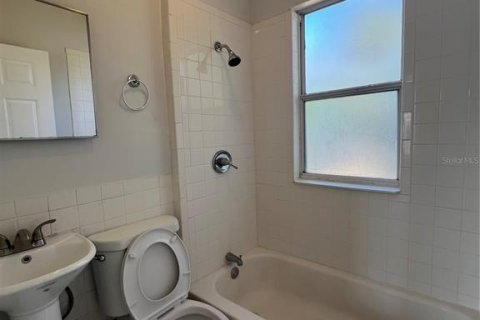 Apartment in Daytona Beach, Florida 3 bedrooms, 90.12 sq.m. № 2207725 - photo 5