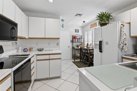 Casa en venta en Davie, Florida, 3 dormitorios, 122.45 m2 № 2032484 - foto 10