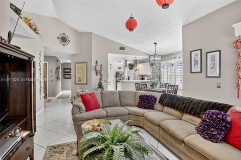 Casa en venta en Davie, Florida, 3 dormitorios, 122.45 m2 № 2032484 - foto 7