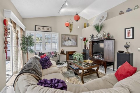 Casa en venta en Davie, Florida, 3 dormitorios, 122.45 m2 № 2032484 - foto 4