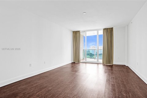 Condominio en venta en Aventura, Florida, 3 dormitorios, 303.23 m2 № 2029250 - foto 30