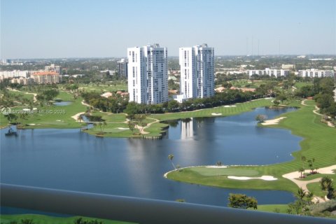 Condominio en venta en Aventura, Florida, 3 dormitorios, 303.23 m2 № 2029250 - foto 3