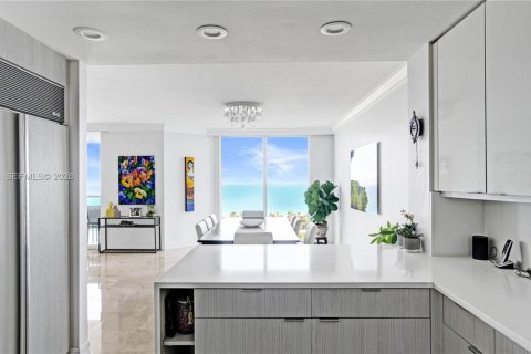 Condominio en venta en Aventura, Florida, 3 dormitorios, 303.23 m2 № 2029250 - foto 24