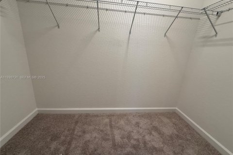 Adosado en venta en Miami-Dade, Florida, 3 dormitorios, 149.76 m2 № 1989479 - foto 16