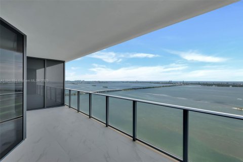 Купить кондоминиум в Майами, Флорида 3 спальни, 162.58м2, № 1833984 - фото 9