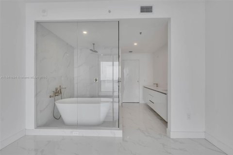 Купить кондоминиум в Майами, Флорида 3 спальни, 162.58м2, № 1833984 - фото 13