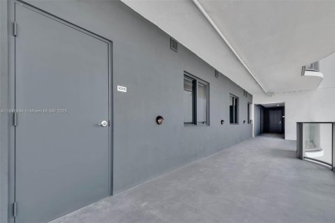 Купить кондоминиум в Майами, Флорида 3 спальни, 162.58м2, № 1833984 - фото 27