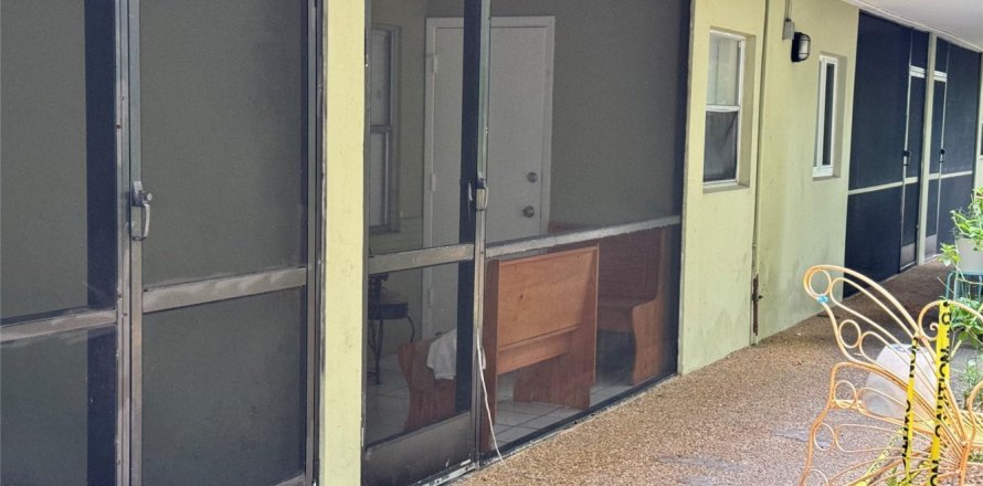 Condo in Hollywood, Florida, 1 bedroom № 1228552