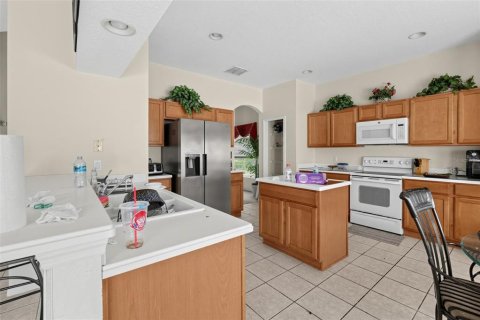 Casa en venta en Davenport, Florida, 5 dormitorios, 274.62 m2 № 2427519 - foto 13