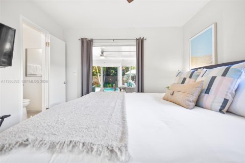 House in Fort Lauderdale, Florida 2 bedrooms, 100.33 sq.m. № 2058521 - photo 23