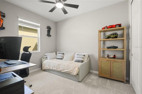 House in Orlando, Florida 3 bedrooms, 159.61 sq.m. № 1819095 - photo 6