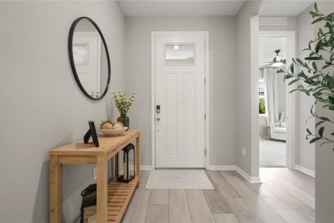 House in Orlando, Florida 3 bedrooms, 159.61 sq.m. № 1819095 - photo 3