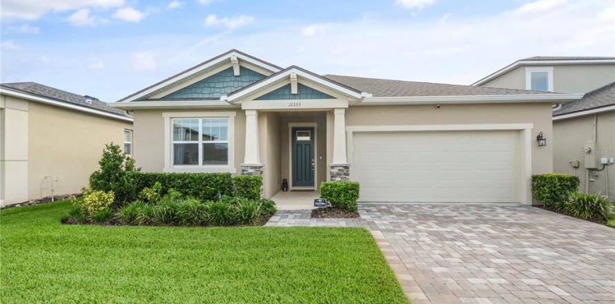 House in Orlando, Florida 3 bedrooms, 159.61 sq.m. № 1819095