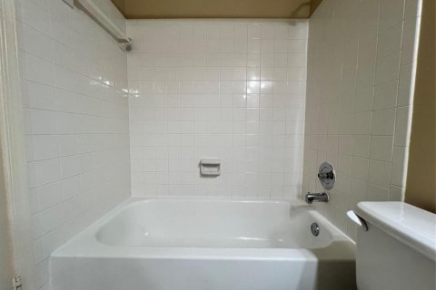 Copropriété à louer à Coral Springs, Floride: 2 chambres, 74.79 m2 № 2401827 - photo 13