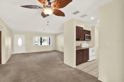 Casa en venta en Saint Petersburg, Florida, 3 dormitorios, 130.71 m2 № 2221639 - foto 14