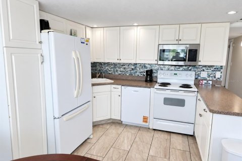 Copropriété à vendre à Englewood, Floride: 2 chambres, 84.73 m2 № 2387332 - photo 6