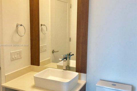 Copropriété à vendre à Miami, Floride: 2 chambres, 109.35 m2 № 2011439 - photo 16