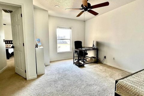 Townhouse in Orlando, Florida 2 bedrooms, 167.6 sq.m. № 2092127 - photo 13