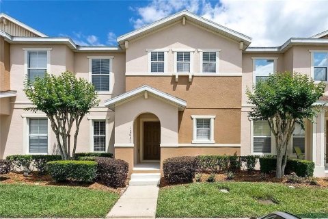 Townhouse in Orlando, Florida 2 bedrooms, 167.6 sq.m. № 2092127