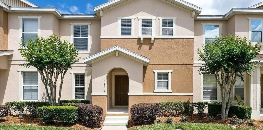 Townhouse in Orlando, Florida 2 bedrooms, 167.6 sq.m. № 2092127