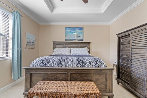 House in Miami, Florida 3 bedrooms, 171.31 sq.m. № 1983117 - photo 19