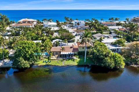 House in Fort Lauderdale, Florida 4 bedrooms, 280.47 sq.m. № 1811602 - photo 10