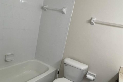 Copropriété à louer à St. Lucie, Floride: 2 chambres, 122.26 m2 № 2295644 - photo 12