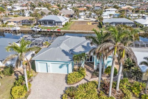 Casa en venta en Punta Gorda, Florida, 3 dormitorios, 228.45 m2 № 1524038 - foto 2