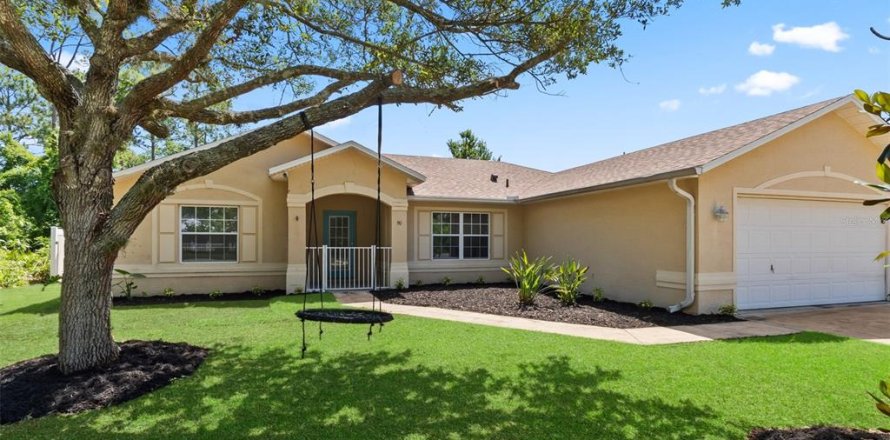 House in Palm Coast, Florida 4 bedrooms, 219.99 sq.m. № 2151656