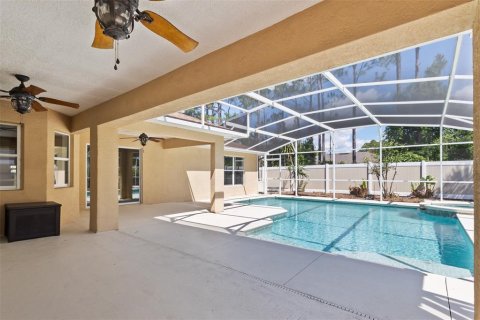 House in Palm Coast, Florida 4 bedrooms, 219.99 sq.m. № 2151656 - photo 5