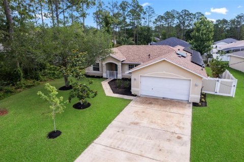 House in Palm Coast, Florida 4 bedrooms, 219.99 sq.m. № 2151656 - photo 11