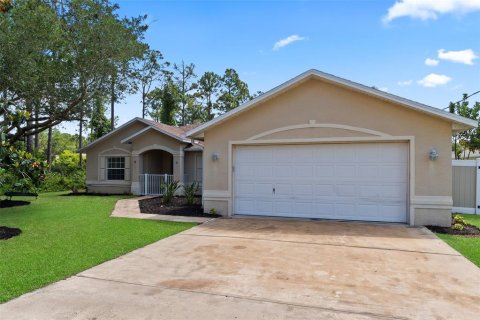 House in Palm Coast, Florida 4 bedrooms, 219.99 sq.m. № 2151656 - photo 12