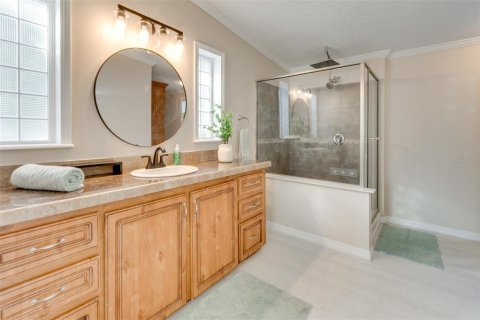 Casa en alquiler en Kissimmee, Florida, 5 dormitorios, 248.23 m2 № 2110410 - foto 12
