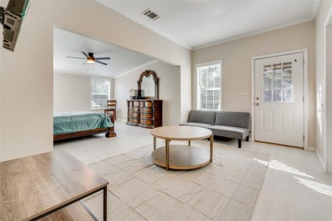 Casa en alquiler en Kissimmee, Florida, 5 dormitorios, 248.23 m2 № 2110410 - foto 10