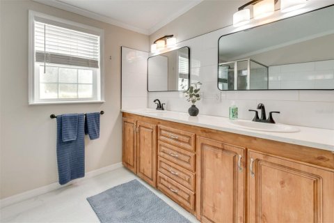 Casa en alquiler en Kissimmee, Florida, 5 dormitorios, 248.23 m2 № 2110410 - foto 7