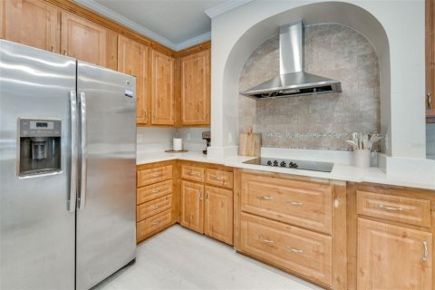 Casa en alquiler en Kissimmee, Florida, 5 dormitorios, 248.23 m2 № 2110410 - foto 4