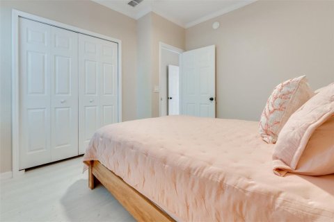 Casa en alquiler en Kissimmee, Florida, 5 dormitorios, 248.23 m2 № 2110410 - foto 14