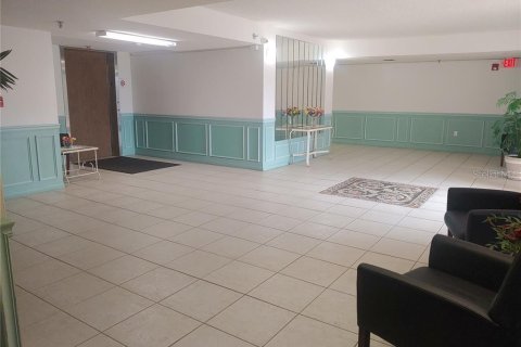 Condominio en alquiler en Port Charlotte, Florida, 2 dormitorios, 72.74 m2 № 1918719 - foto 2