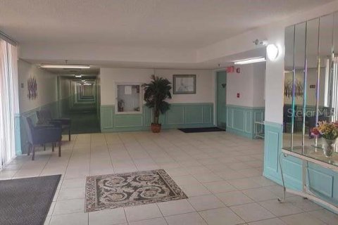 Condominio en alquiler en Port Charlotte, Florida, 2 dormitorios, 72.74 m2 № 1918719 - foto 4